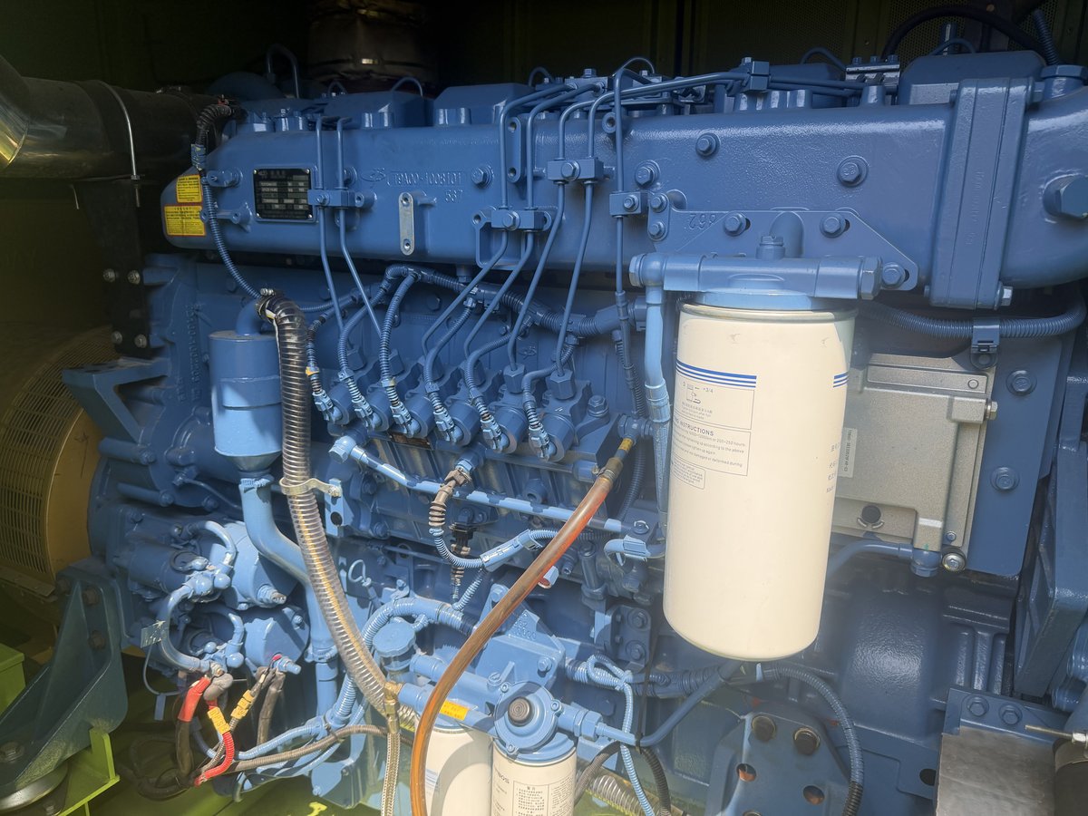 玉柴550KW静音发电机组租赁实拍